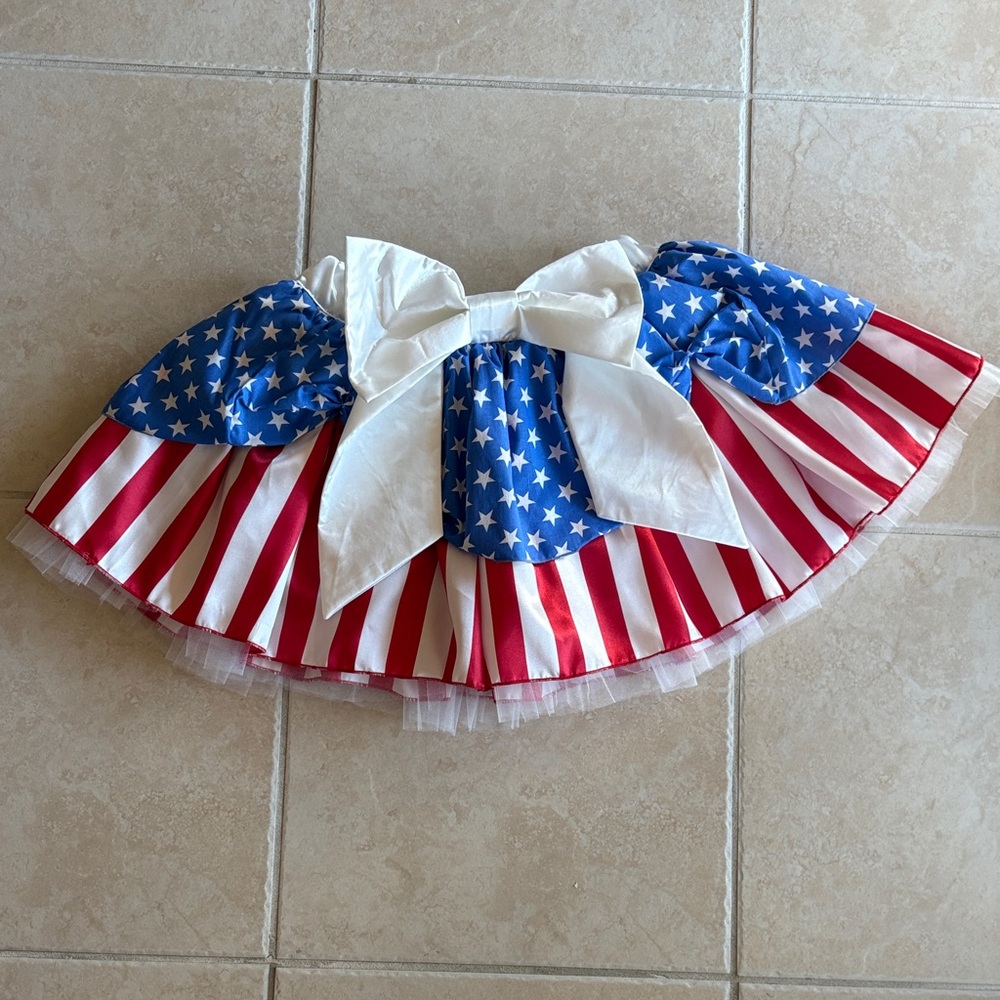 NWOT Dottie for Running Stars and Stripes Skirt